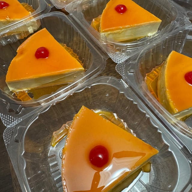 Flan Napolitano.
