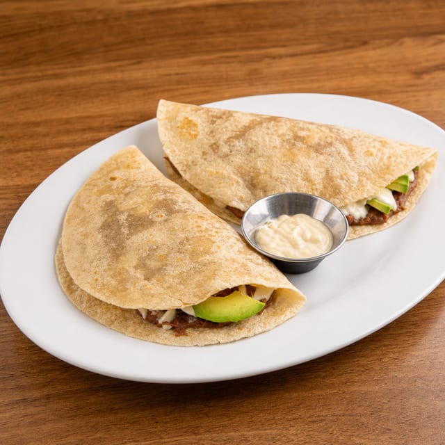 Baleadas.